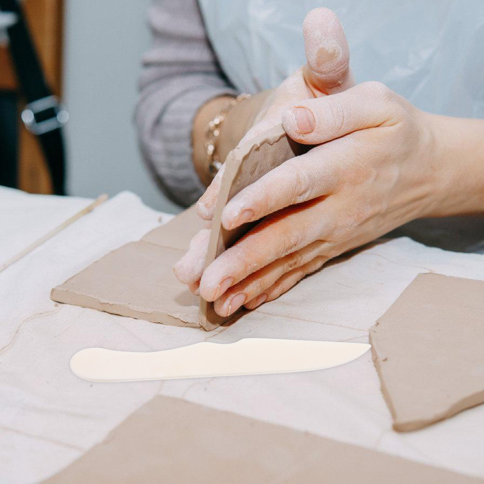 Piegacarte in osso di bue per  - Bone Folder Tool recensione e prezzo