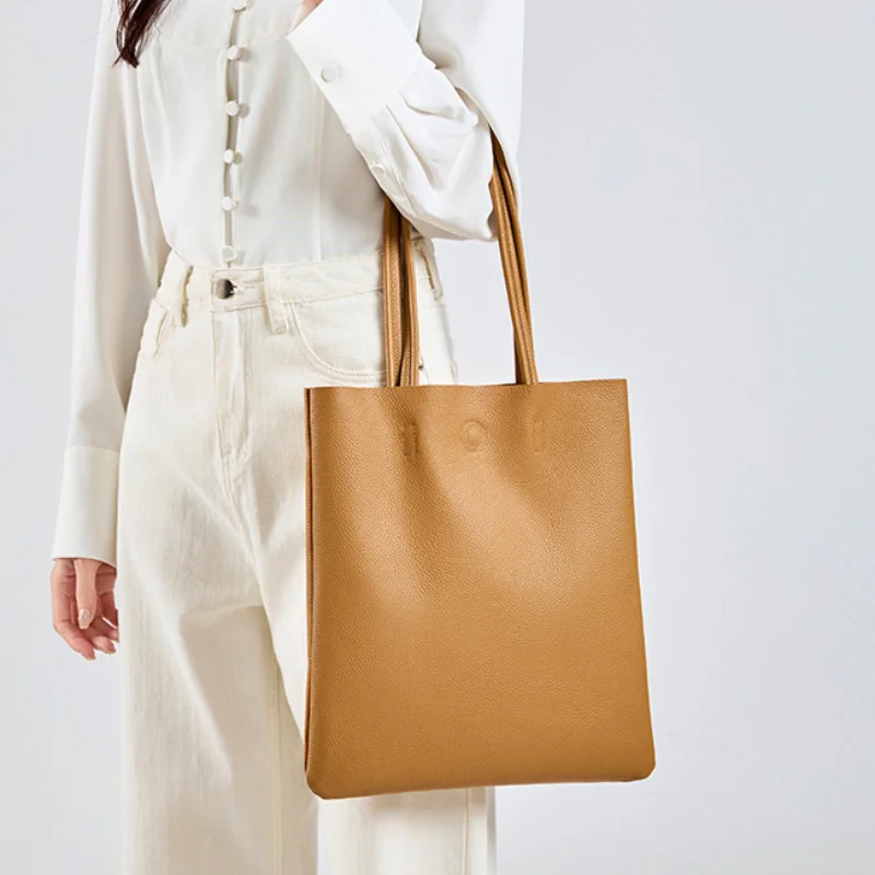 Nuova borsa tote da donna in v - Leatherwork Workshop recensione e prezzo