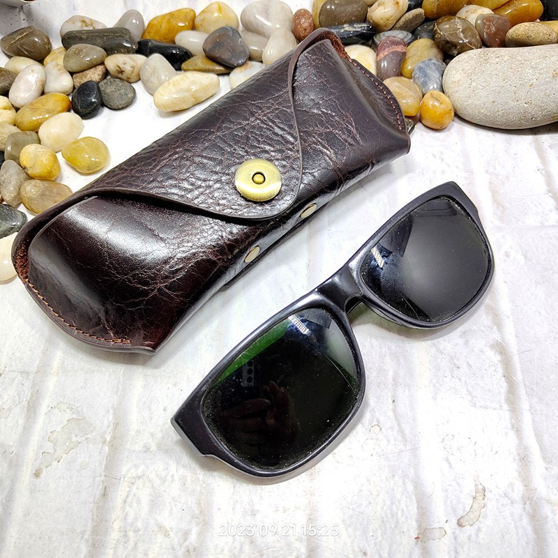 Custodia per occhiali Blongk m - Leatherwork Belt recensione e prezzo